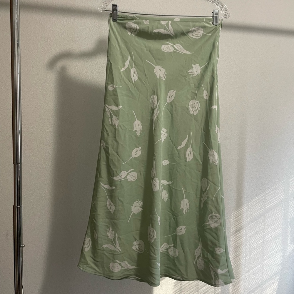 Floral Forever 21 Midi Skirt